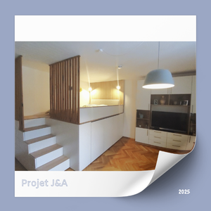 Bett mit Stauraum auf Podest J&A